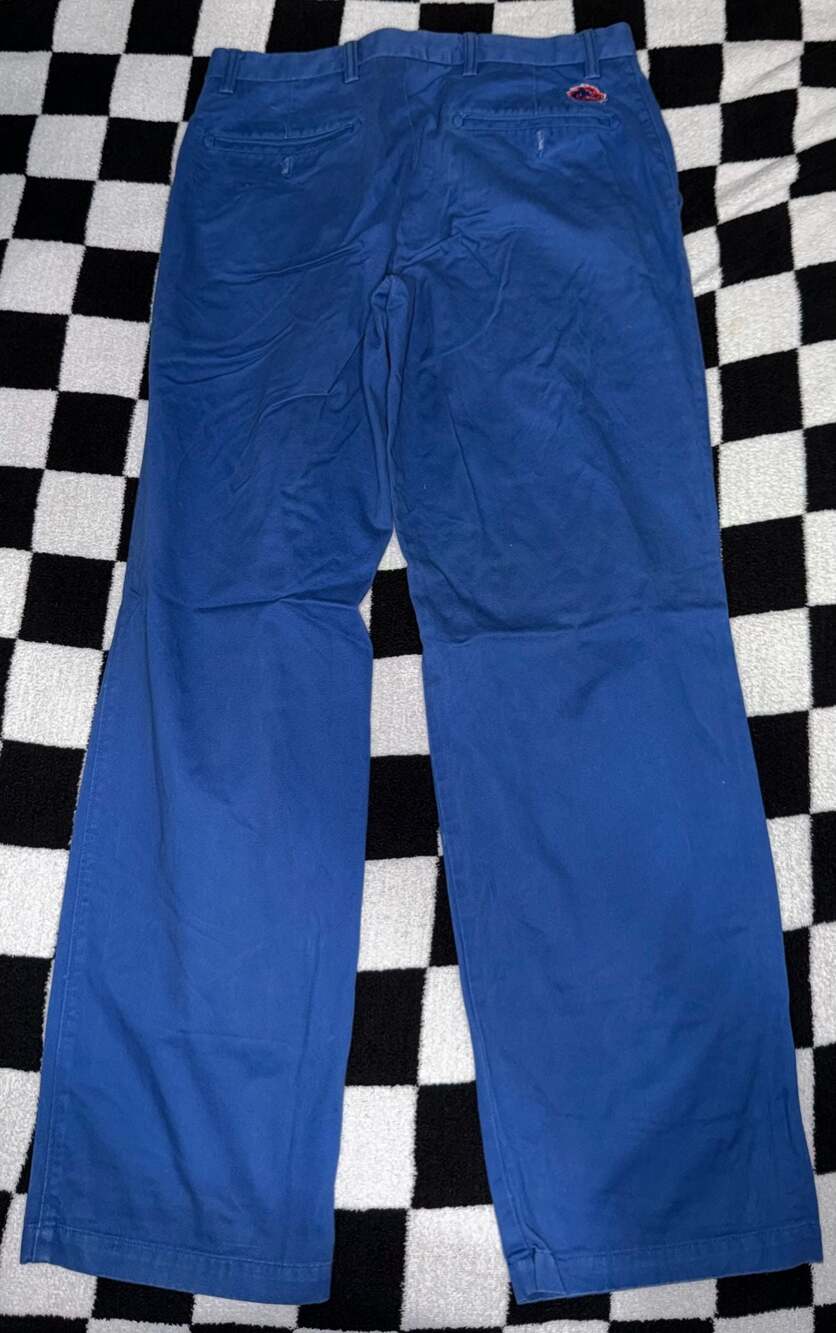 Levi's - Picture 4 of 5